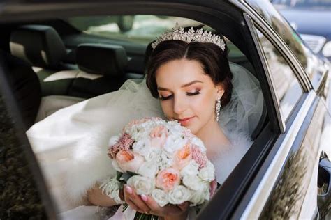 Bridal Car Stock Photos Images And Backgrounds For Free Download
