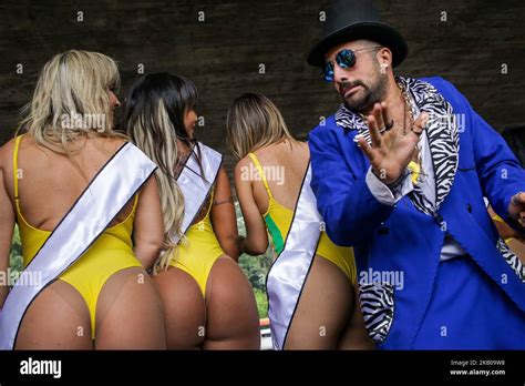 Miss bikini contest Fotos und Bildmaterial in hoher Auflösung Alamy