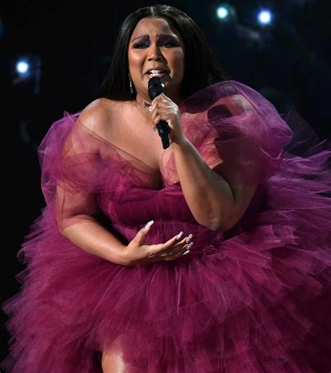 Amas 2019 Lizzo Debuts Jerome With Soulful Performance