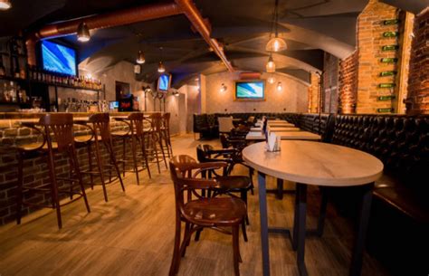 Sky-Bar, Бар, Набережная реки Фонтанки - Санкт-Петербург - Tabler