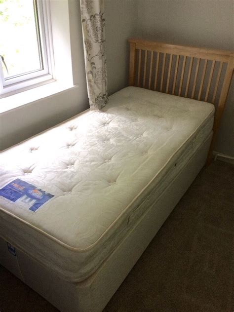 Single Divan bed with oak headboard | in Brighton, East Sussex | Gumtree