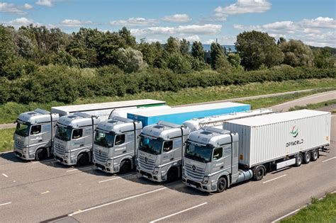 Daimler Truck Genh2 Truck Enters Customer Trials