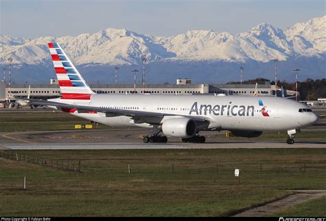 N765AN American Airlines Boeing 777 223ER Photo By Fabian Behr