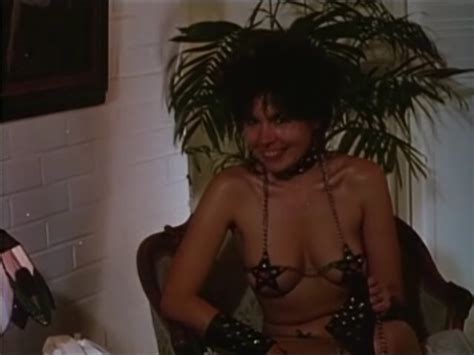 Naked Janey Robbins In Girlfriends