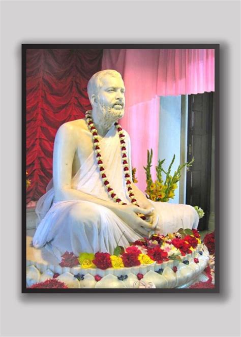 Sri Ramakrishna - Belur Math Statue sideview - photo