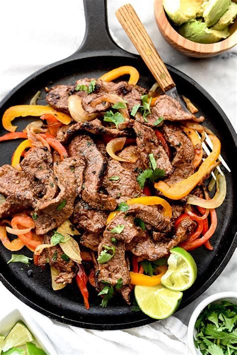 Fajitas De Res Con Pimientos Y Champi Ones De Kcal Receta F Cil