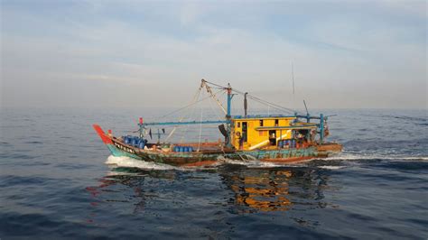 Kapal Pengawas Hiu 09 Menangkap Satu Kapal Ikan Illegal