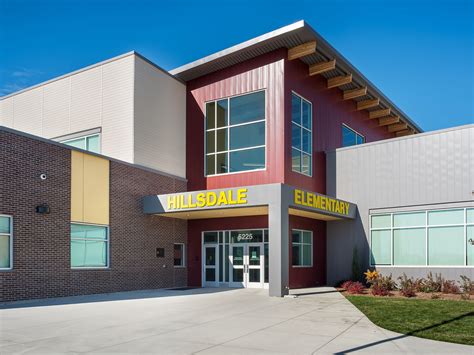 Hillsdale Elementary - Pivot North Architecture