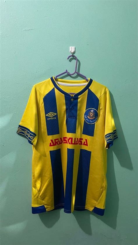 Jersey Pahang Home Men S Fashion Activewear On Carousell