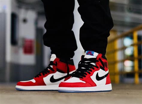 Avis Air Jordan 1 Retro High OG Spiderman Origin Story