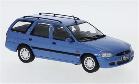 Miniature Ford Escort 1 43 IXO Mk VII Turnier Metallise Bleue 1996