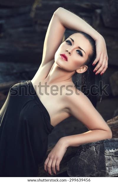 Beautiful Sexy Brunette Girl Tight Dress写真素材299639456 Shutterstock