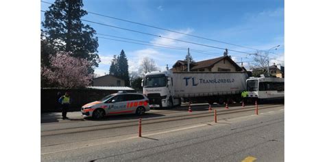 Genève Un accident avec un poids lourd arrête les trams vers Annemasse