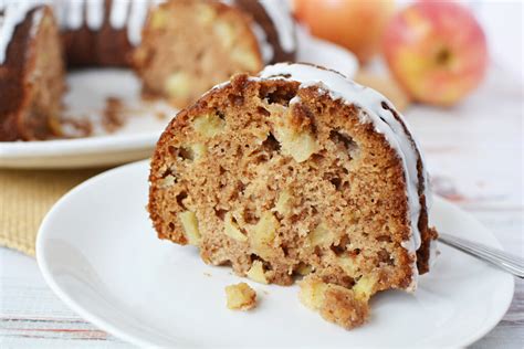 Glazed Apple Bundt Cake BubbaPie