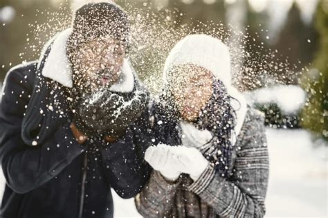 Ljubezenski Horoskop Za December Koliko Romantike Vas Aka Pod