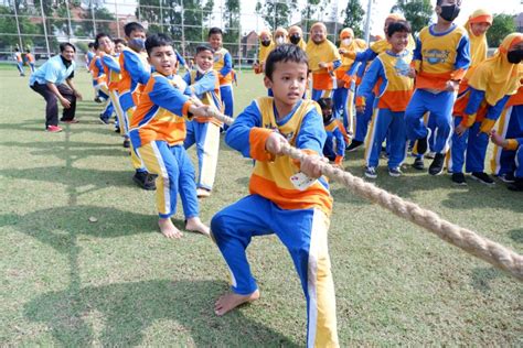 Sd Muhammadiyah Pk Kottabarat Gelar Jeda Pas Dengan Berbagai Lomba