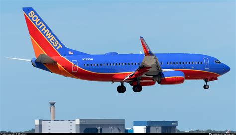 N762SW Southwest Airlines Boeing 737 7H4 WL Photo By Mingfei S ID