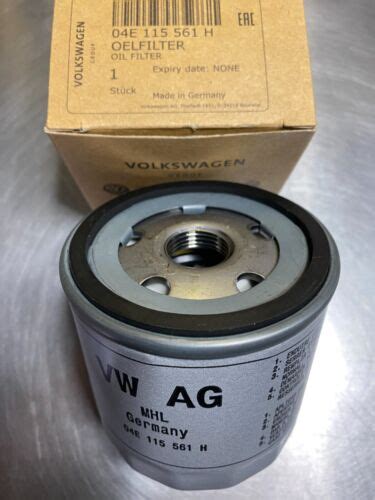 New Genuine Vw Audi Seat Skoda Oil Filter And Sump Plug 04E 115