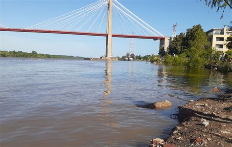 Otra vez la bajante del Río Paraná amenaza la navegación en la Hidrovía