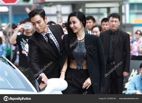 Hong Kong Actress Cecilia Cheung Right Singer Actor Choi Seung Stock