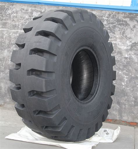 23 5X25 20PR L5 Mining Earth Moving OTR Tire Tyre From China