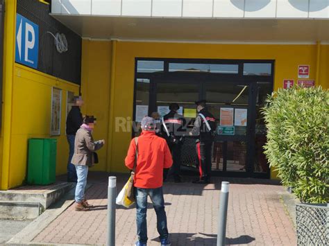 Imperia Controlli Dei Carabinieri Presso I Supermercati Riviera24