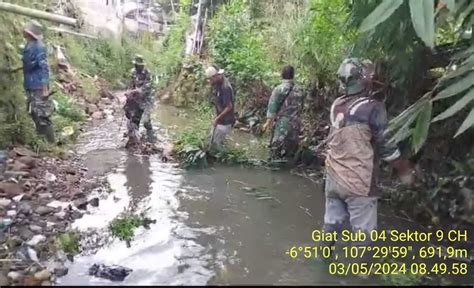 Pembersihan Dan Pengangkatan Sampah Domestik Terus Diupayakan Di Aliran