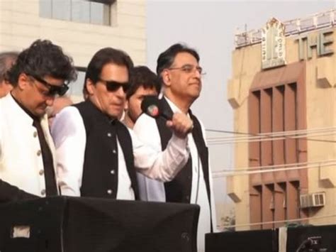 Pakistan Imran Khan Starts Long March Praises India S Independent