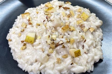 Risotto Pere E Gorgonzola La Ricetta Facile E Raffinata Moltofood