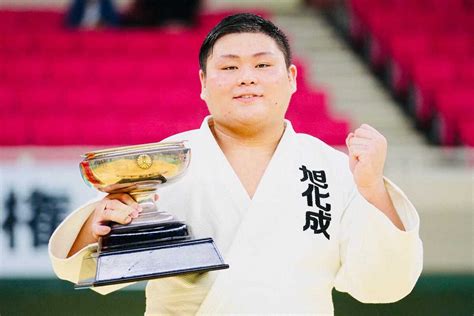 柔道・中野寛太 日本選手権悲願の初v 穴井隆将監督と1週間みっちり「一番しんどい稽古」ロス五輪目標― スポニチ Sponichi Annex スポーツ