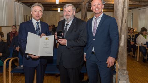 Dr Hans Hopf — Verleihung Der Stauffermedaille