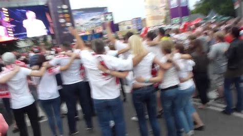 Euro2012 Warsaw Fan Zone Polish Fans Dancing Together 12June Strefa