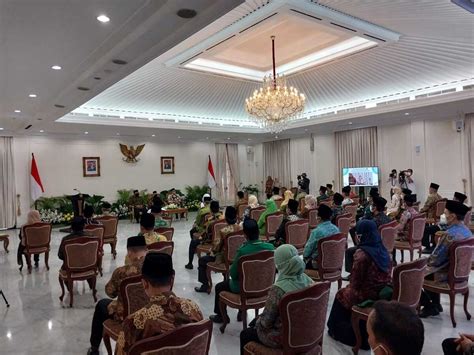 Tengkes Membayangi Puncak Bonus Demografi Kompas Id