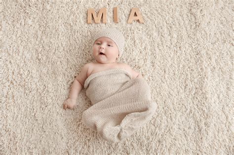 100 Traditional & Unique Hispanic & Mexican Girl Names For Your Baby ...