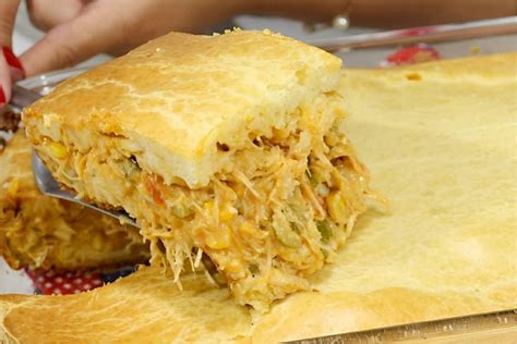 Torta De Frango Massa Que Derrete Na Boca Bem Recheada E Cremosa