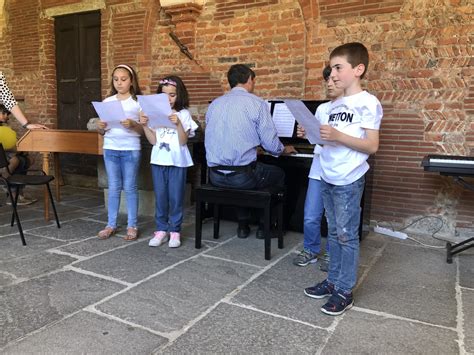 Saggio Di Fine Anno Scolastico 2018 2019 Fondazione Amici Della