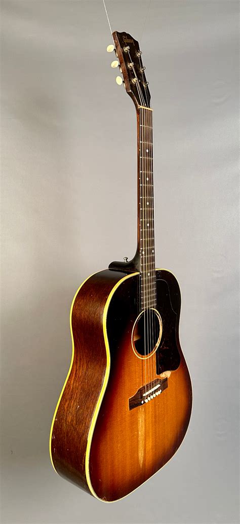 Gibson J 45 1960 Sunburst Vintage Acoustic Guitar