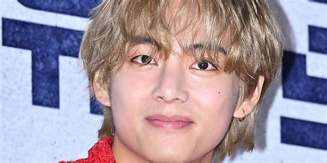 Btsのv、スケジュールのため日本へキュートな動画で近況を公開 Kstyle