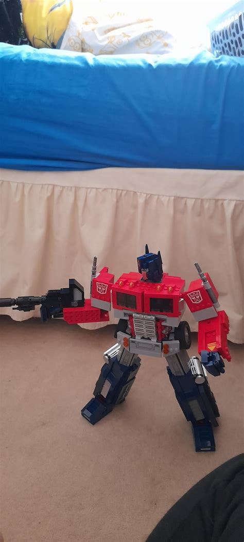 LEGO Optimus prime : r/lego