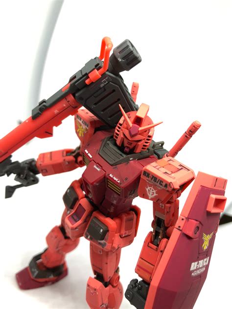 Rg キャスバル専用ガンダム 嫁のガンプラ日記 たまーに私が買った物も