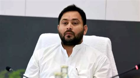 Land For Jobs Scam Cbi Summons Tejashwi Yadav For Questioning