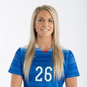 Julie Ertz Bio, Affair, Married, Relationship, Husband, Net Worth, Age