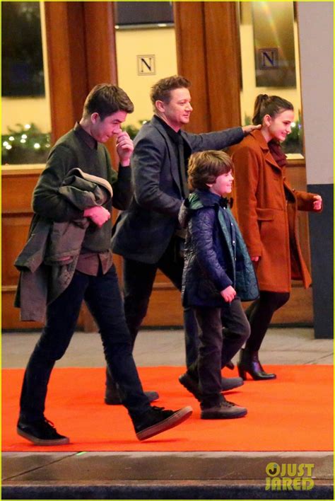 Full Sized Photo Of Hawkeye Jeremy Renner Clint Barton Kids Same Actors