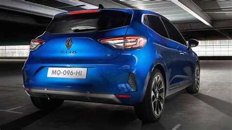 Yeni Nesil Elektrikli Renault Clio Da Yollarda Olacak