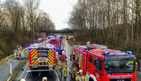 Kellerbrand Feuerwehr Rettet Erfolgreich 14 Personen