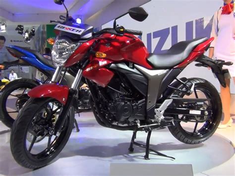 Suzuki Gixxer 150cc Motorcycle Showcased Launch In August Car Blog India