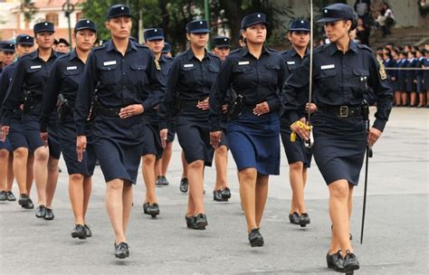 De Junio D A De La Mujer Polic A Infonoa Salta