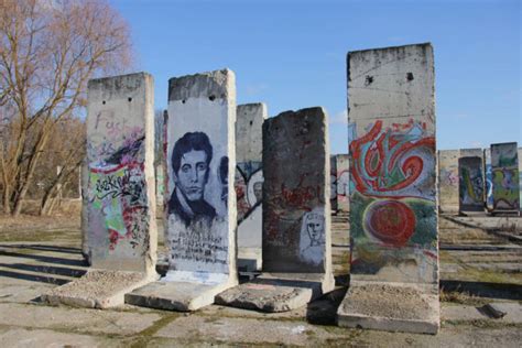 Berlin Wall Archives - andBerlin