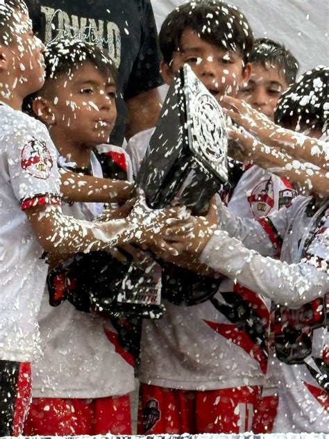 Jugar, compartir y crecer: el fútbol infantil como motor de unión y