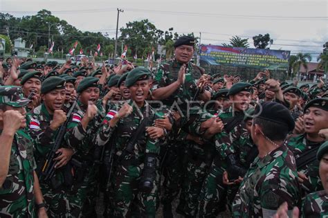 KUNJUNGAN PANGLIMA TNI DI PALANGKA RAYA ANTARA Foto